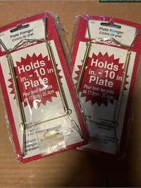 Vintage Fibre Craf Plate Hangers- Holds 7"-10" Plates